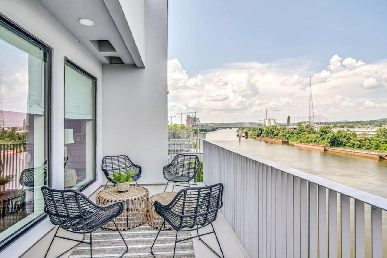 Upscale River View Condo Walk To Downtown And Private Patio Νάσβιλ Εξωτερικό φωτογραφία